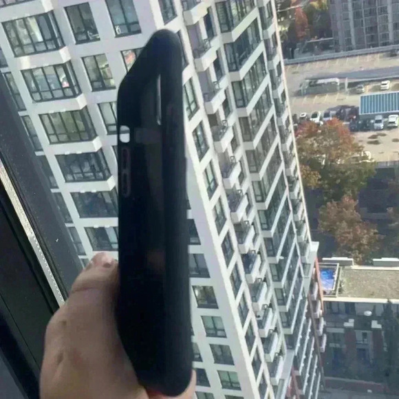 iPhone 11 Pro Phone Case with Bear details, true navy - Picture 7 of 8